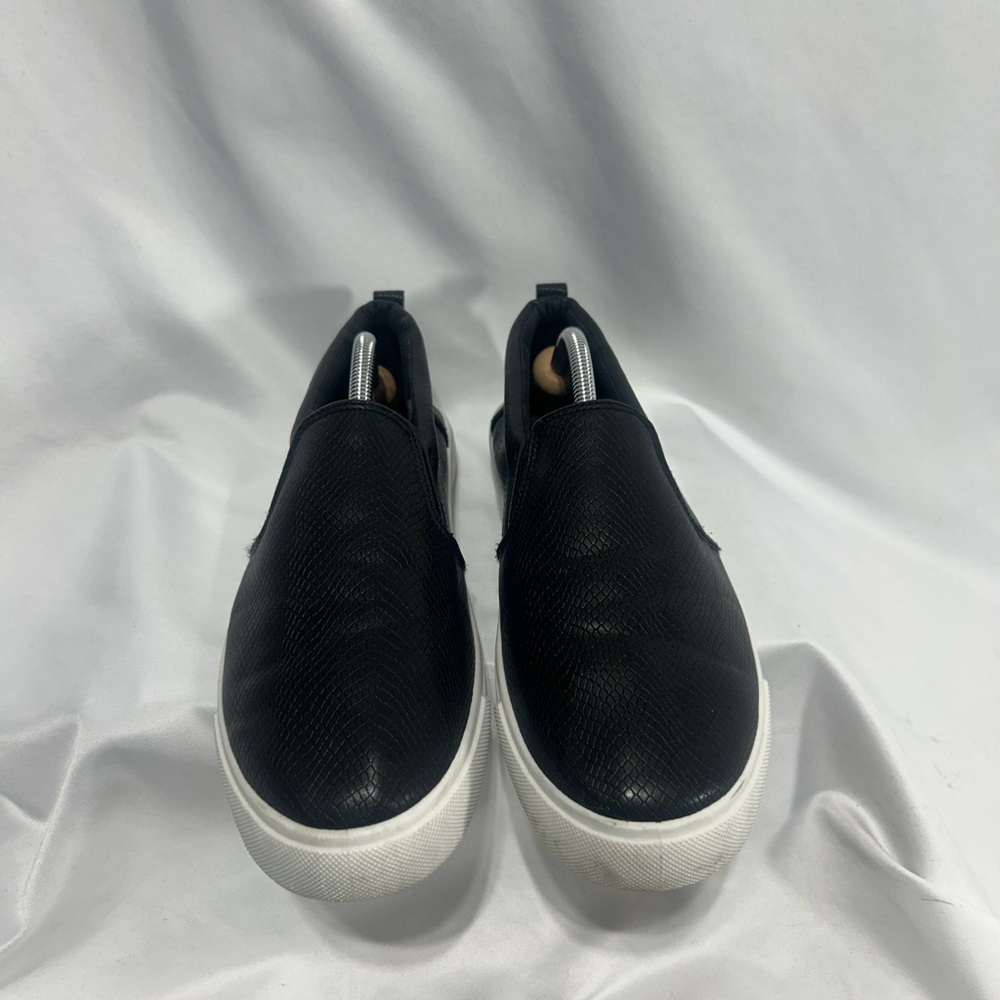 Black Slip-On sneakers. Size 10.
